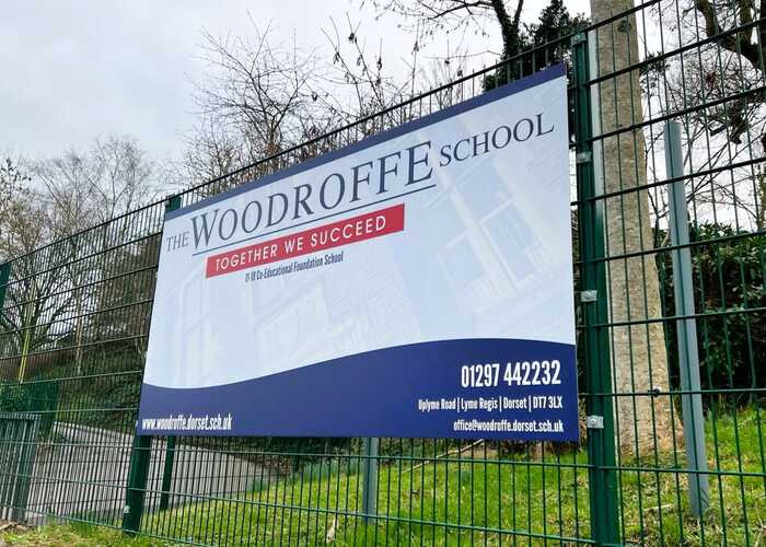 Signage Refacing With New Vinyl Display for Woodroffe School