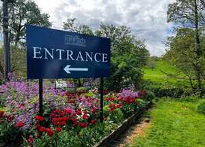 Aluminium Post Mounted Signage Entrance Sign With Arrow For Forde Abbey House & Gardens