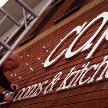 Stand Off Lettering Using Dibond