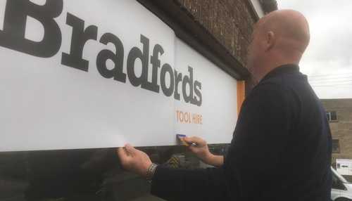 Window Graphics display install