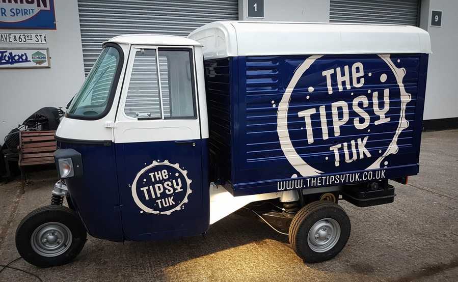 Vehicle Graphics Tuk Tuk