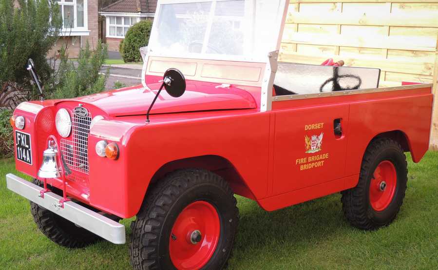 Vehicle Graphics Logo