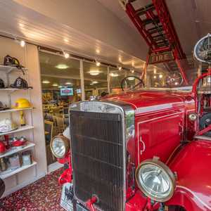 1936 Leyland fire engine at Martin's Bar