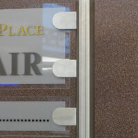 Ashby Glass Effect - Clear - FreeStanding - Stali Posts - Glass Clamps 2.jpg