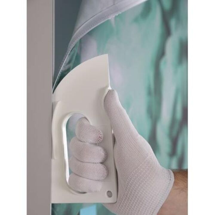 LED-SEG-Lightbox-graphic-sliding-on-with-gadget.jpg