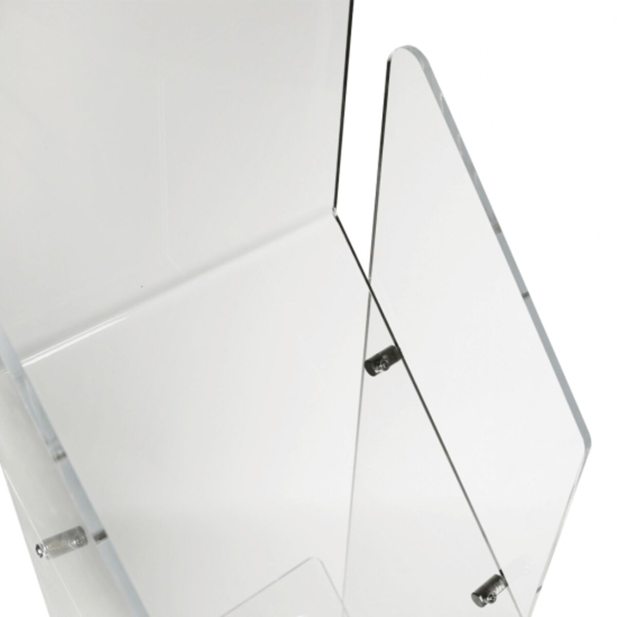 Magazine display unit shelf closeup.png