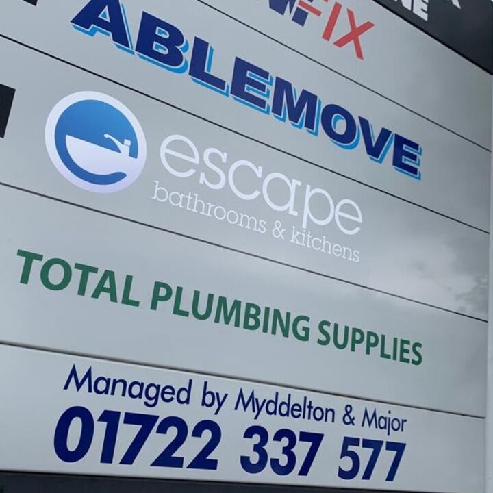 Monolith Directional Sign For Industrail Estate.jpg