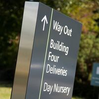 monolith_totem_exterior_signage_signs_wayfinding_signbox_d.jpg
