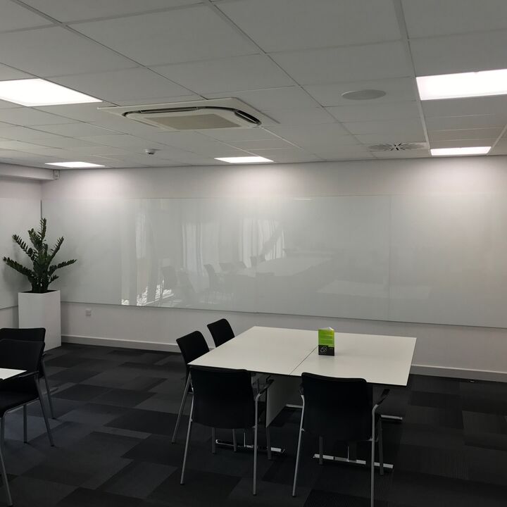 office-premium-white-glassboards-wall.JPG
