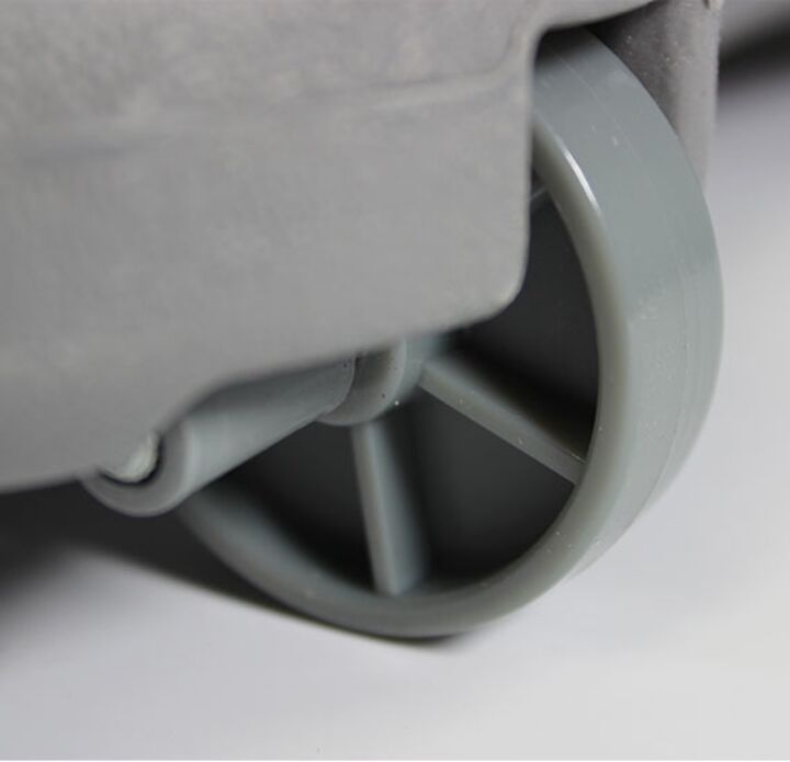 spring sign build in wheels.jpg