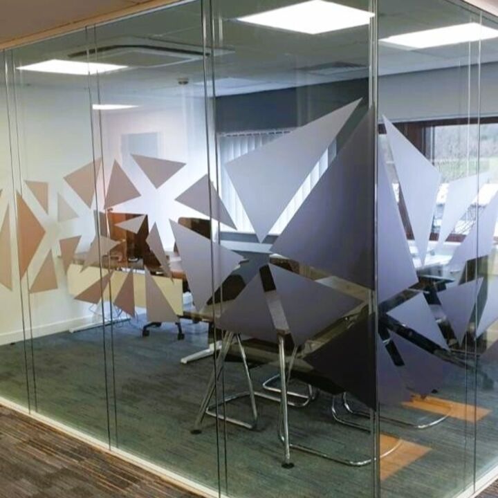etched-vinyl-pattern-meeting-room.jpg