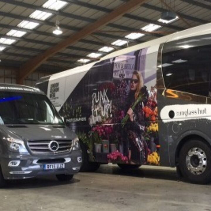 Contra Vision One Way Vision Printed Perforated Film For Vehicle Branding &amp; Privacy