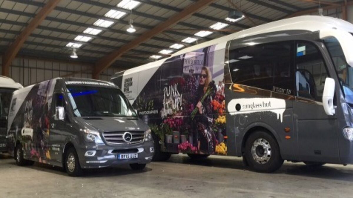 Contra Vision One Way Vision Printed Perforated Film For Vehicle Branding & Privacy