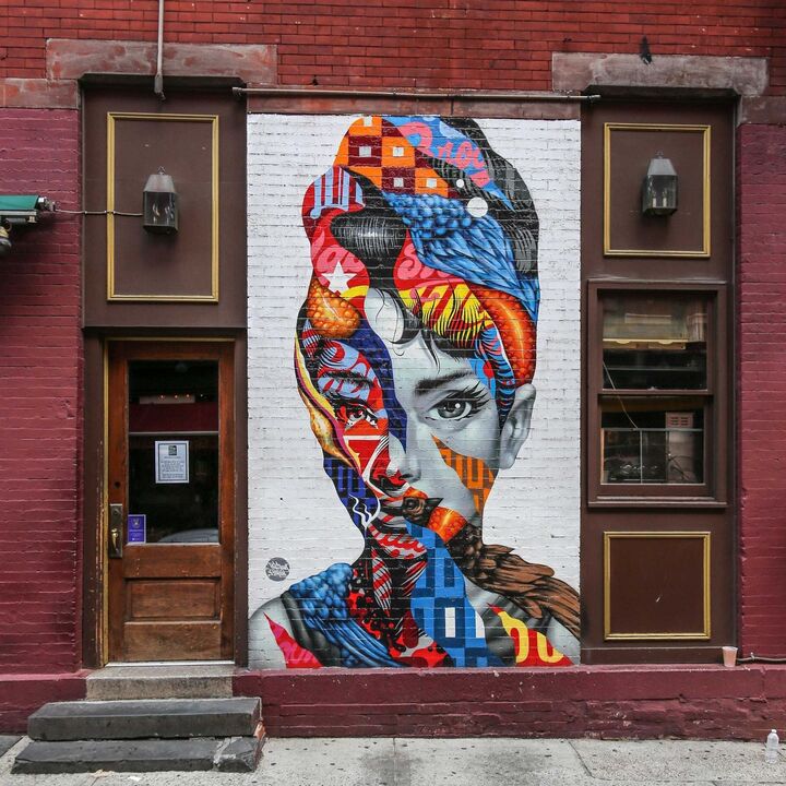 portrait-of-a-woman-painted-on-wall (1).jpg