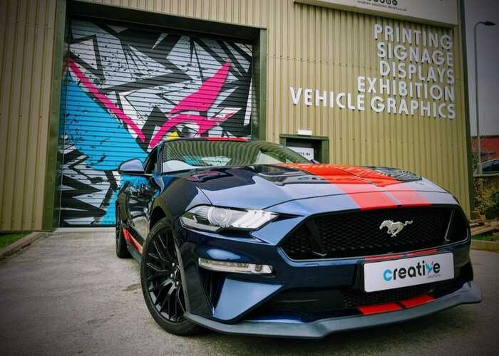 Custom Gloss Red Stripes on Dark Blue Mustang GT