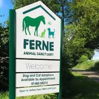 post-mounted-sign-ferne-animal-sanctuary-106731.jpg