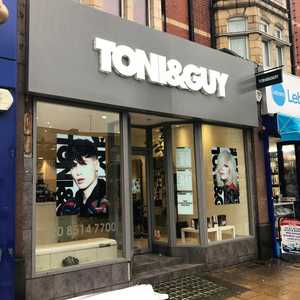 Halo Illuminated Lettering