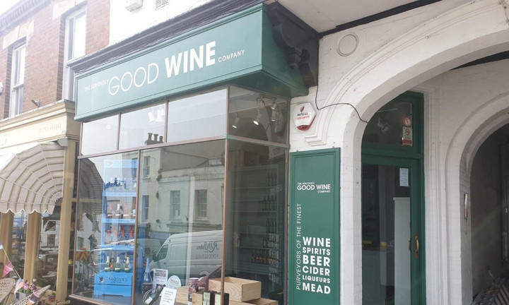 The Seriously Good Wine Company Delighted with New Signs from Creative